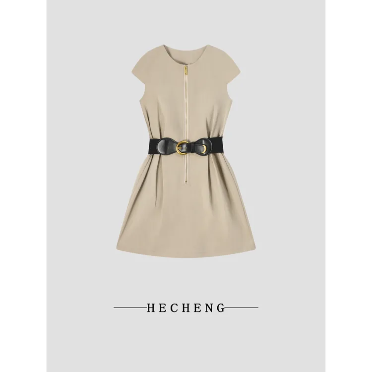 【禾呈】时尚百搭显瘦高腰无袖收腰休闲修身气质纯色连衣裙10412