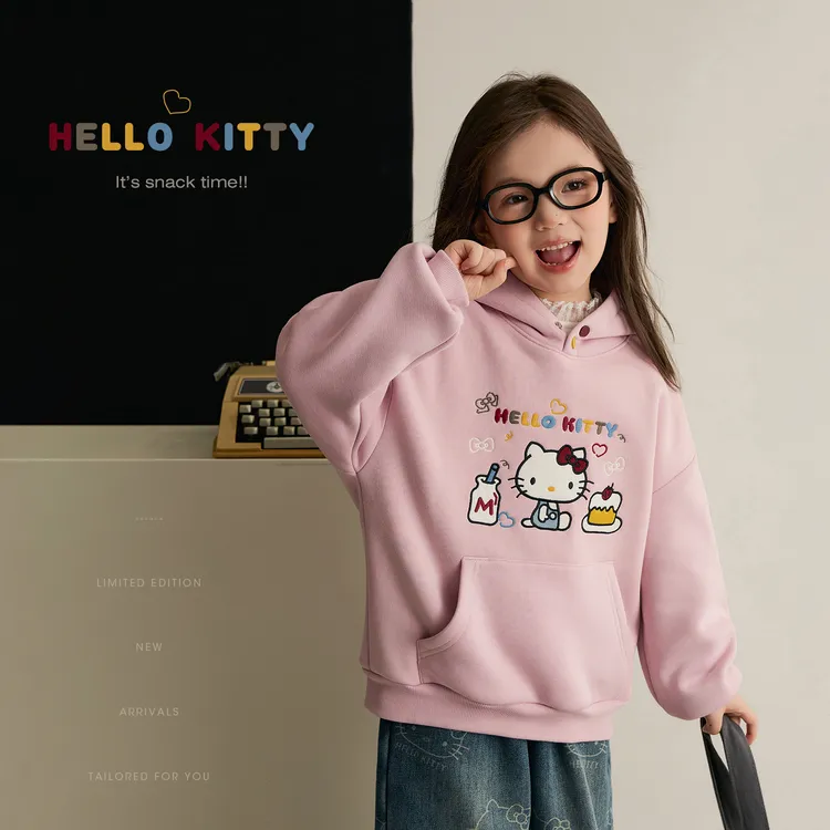 辰辰妈【粉墨登场】HelloKitty女童立体绣花连帽加绒保暖卫衣8555DH