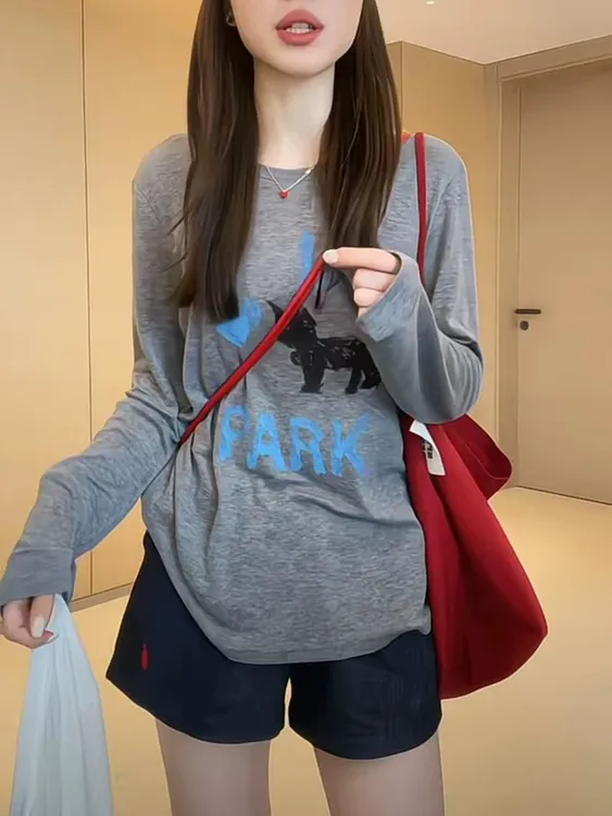 时尚猫咪印花莱赛尔长袖t恤女夏季薄款宽松休闲内搭上衣防晒罩衫