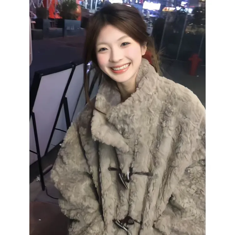 复古羊羔毛毛牛角扣外套女款冬季高级感时尚保暖加厚环