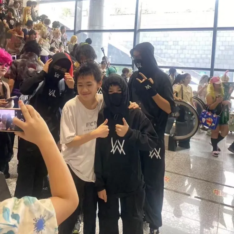 嘉豪口罩战衣艾伦沃克alanwalker同款卫衣strong哥cos套装青少年