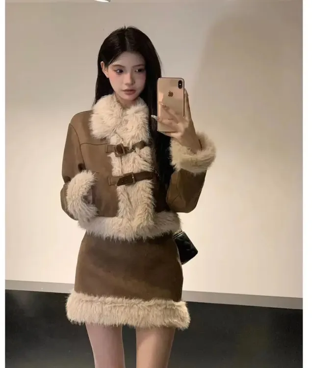 【现货运费险】秋冬新款时尚千金风毛领咖色外套+半身裙两件套