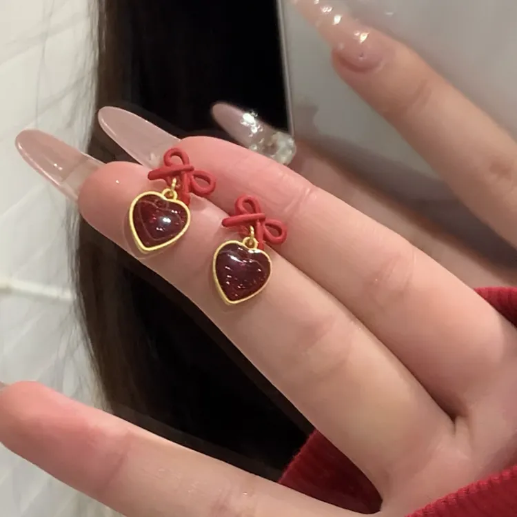 【新年蝴蝶结】2026本命年红色蝴蝶结爱心耳钉过年喜庆氛围感耳环