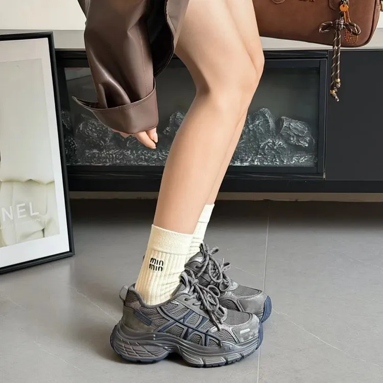 超火小众复古设计感老爹鞋2025秋冬季新款增高显脚小时尚休闲女鞋