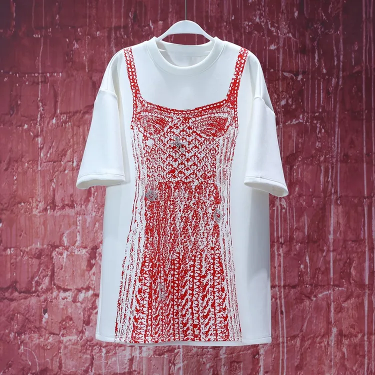 【子秋女装】2025夏季米白色撞色印花中长款大版T/6522A