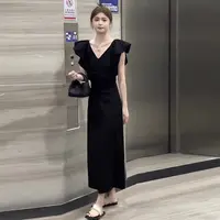【现货+运补】法式小飞袖黑色v领连衣裙女装气质高级感收腰长裙C552