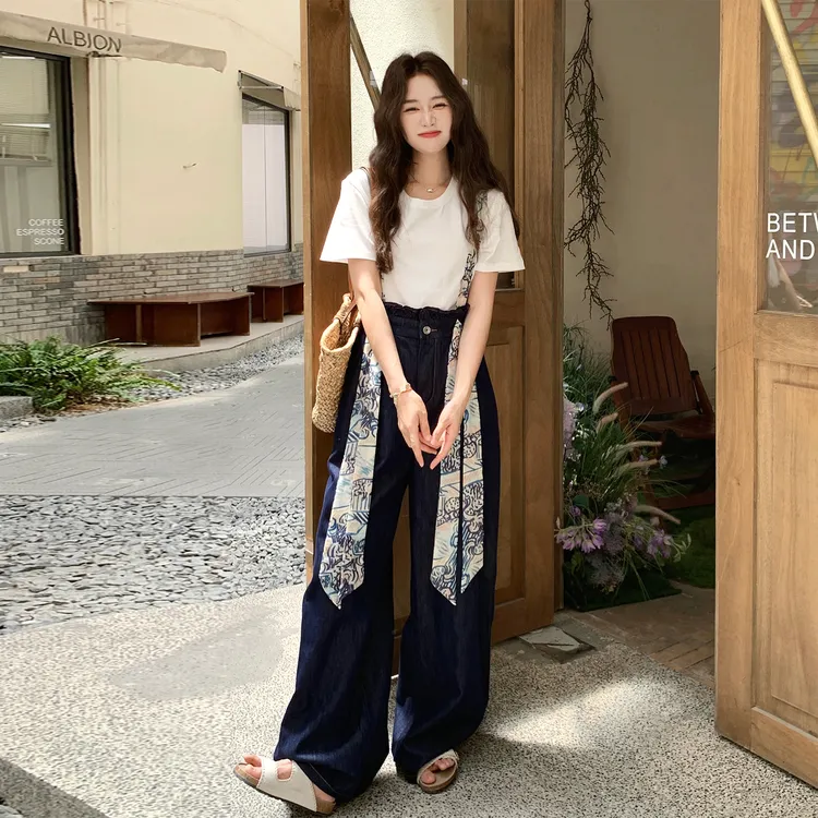 夏季ootd减龄穿搭一整套炸街设计感牛仔背带裤短袖T恤两件套装女