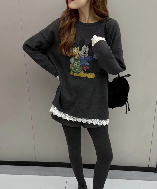 【洋洋精选】2025冬季新款百搭时尚简约气质印花加厚加绒卫衣T恤