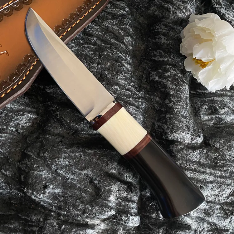 （新疆包邮）领头羊 高硬度手把肉刀锋利手工刀剔骨高颜值露营刀具