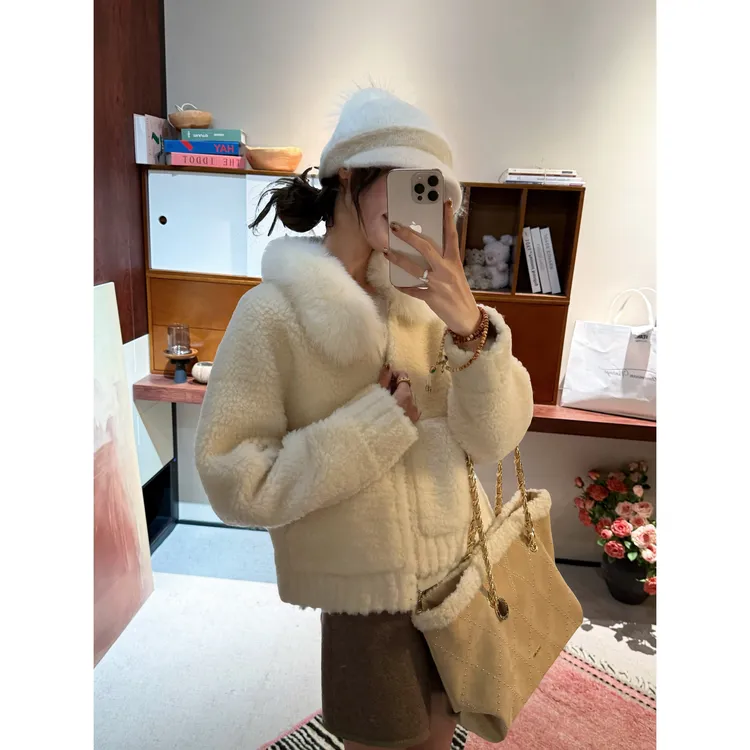 PCNY丨不理理「柔茸云衣」狐狸毛毛领满分绵羊毛保暖外套