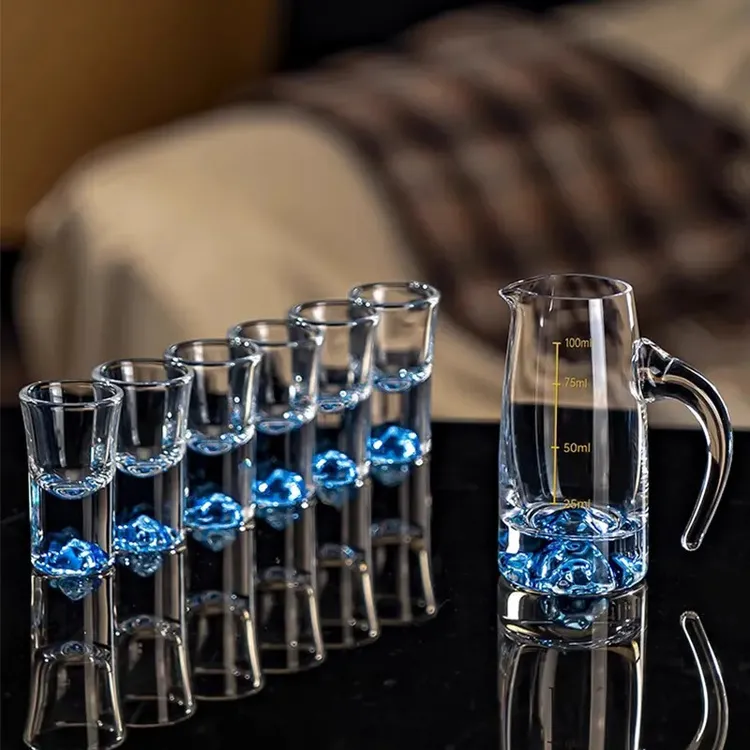 创意中式蓝山白酒杯分酒器家用套装轻奢水晶玻璃酒具子弹杯小酒杯