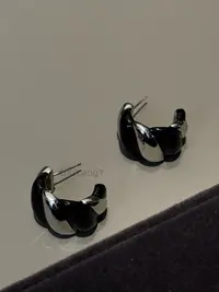 “悉尼日记”小众买手店设计款黑色高级感时尚耳环