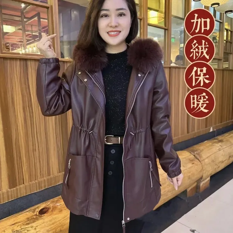 2024冬季新款皮衣中长款休闲洋气妈妈装加绒连帽毛领皮夹克外套女