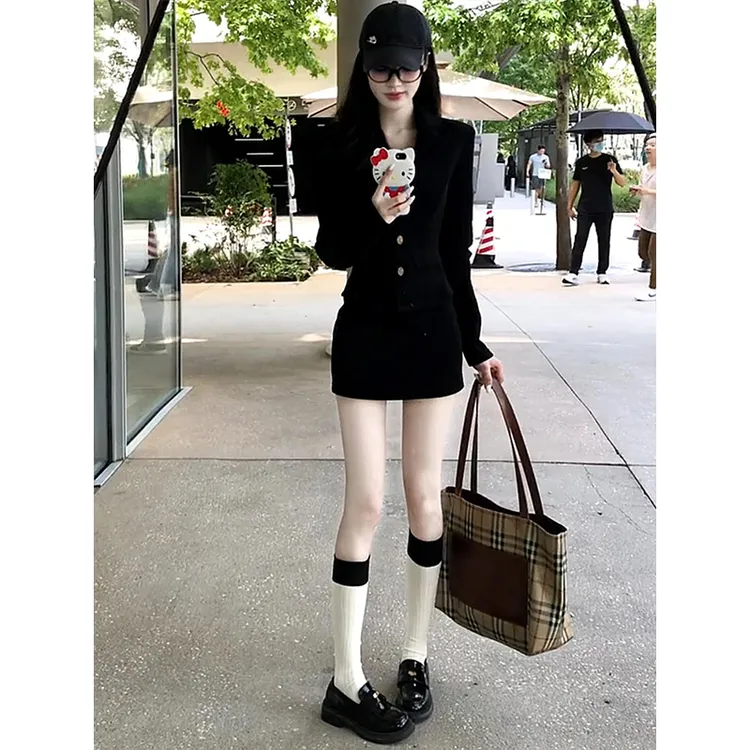 富家千金小香风套装女早秋季巨好看韩系黑色西装外套包臀半身裙子