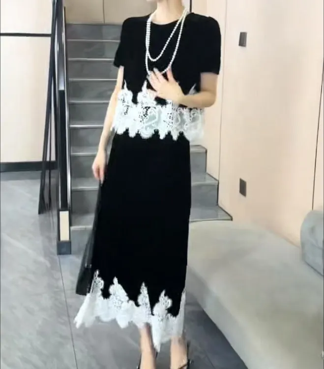 夏季圆领短袖拼接上衣搭配高腰半身裙套装