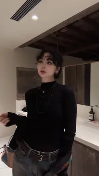 FANYE 2025早秋新款极简风重工水溶羊毛满天星针织打底1608
