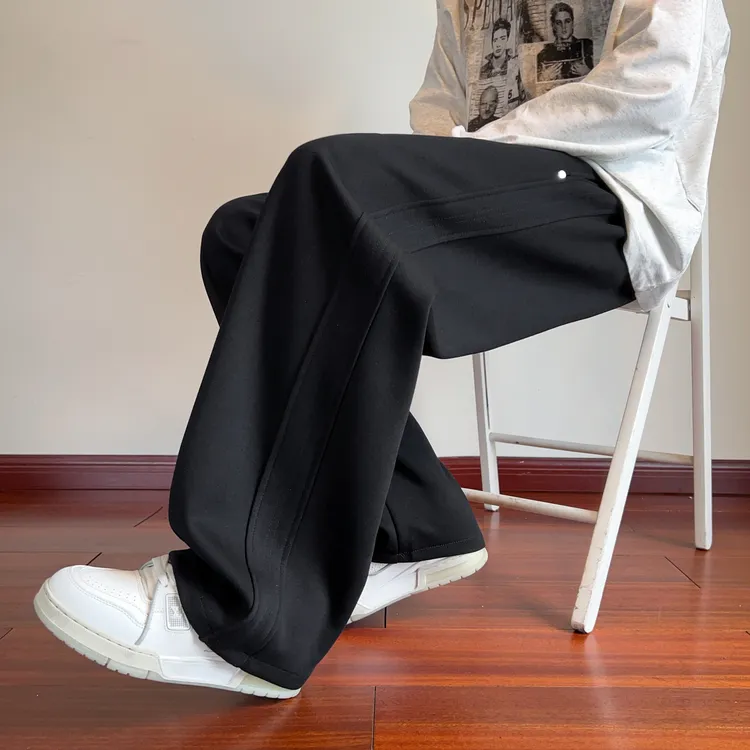 美式铆钉休闲裤男款秋季直筒宽松阔腿弯刀裤子高街痞帅高级感卫裤