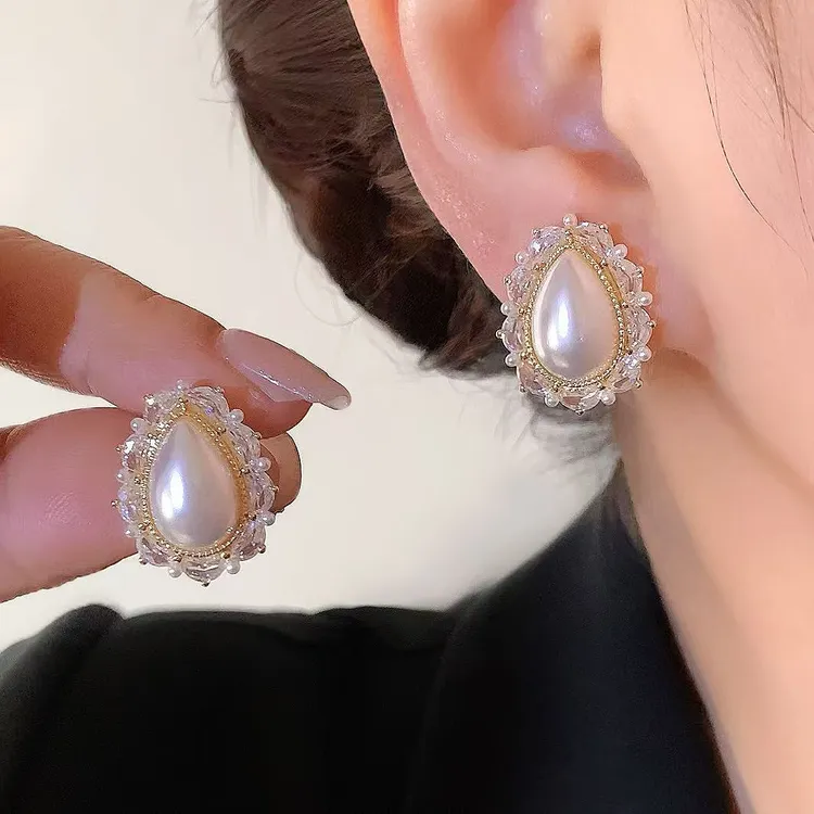 铜合金仿珍珠耳饰 小众设计感时尚气质高级白色水滴珠珠耳钉998