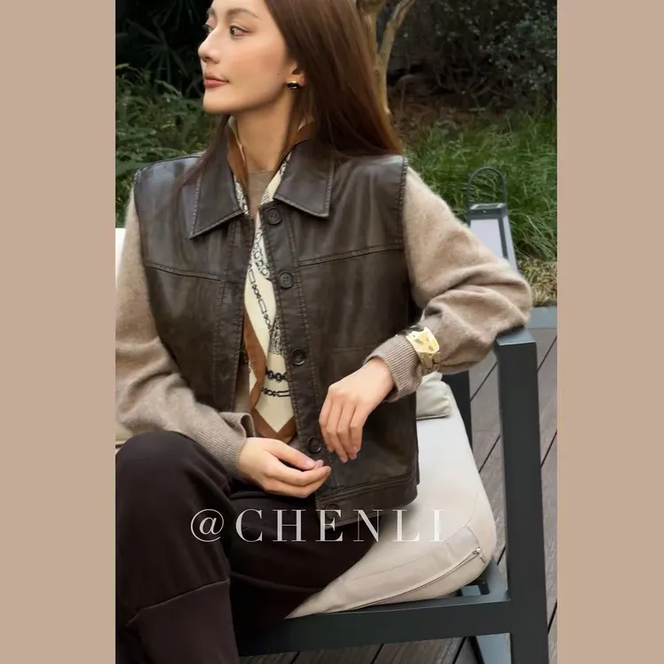 XIANJIE外搭polo翻领设计感皮衣马夹无袖外套6132