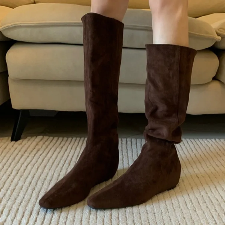 时尚版！雅丹风西部牛仔靴女复古小众大筒围显瘦内增高褶皱堆堆靴