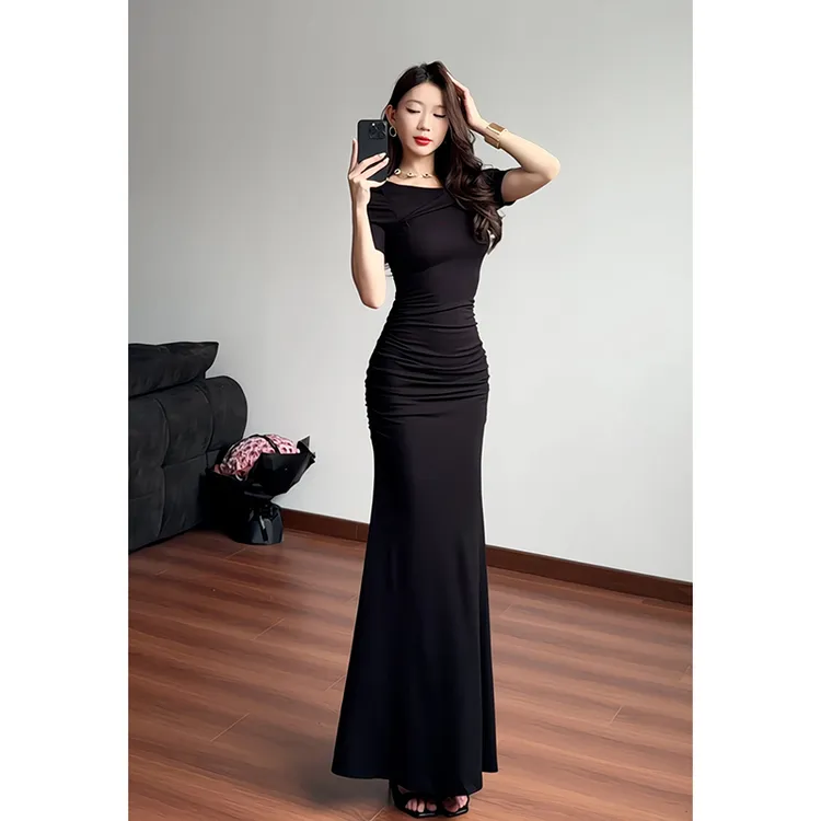 纯欲风斜领露肩黑色短袖连衣裙女气质修身收腰包臀鱼尾长裙253830