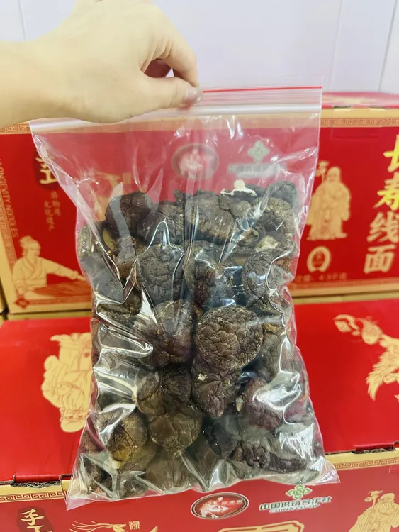 新深山精选肉厚香菇干货炖汤佳品