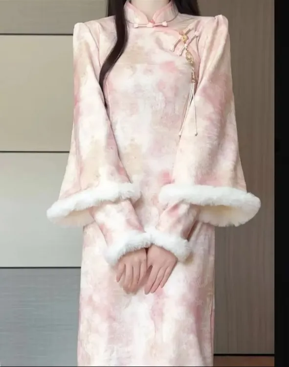 【春庭雪】上上签 冬季新款粉色倒大袖淑女范旗袍加绒新中式日常款