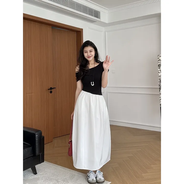 【现货】张阿星赫本风简约大气撞色斜肩显瘦连衣裙 W425Q04932