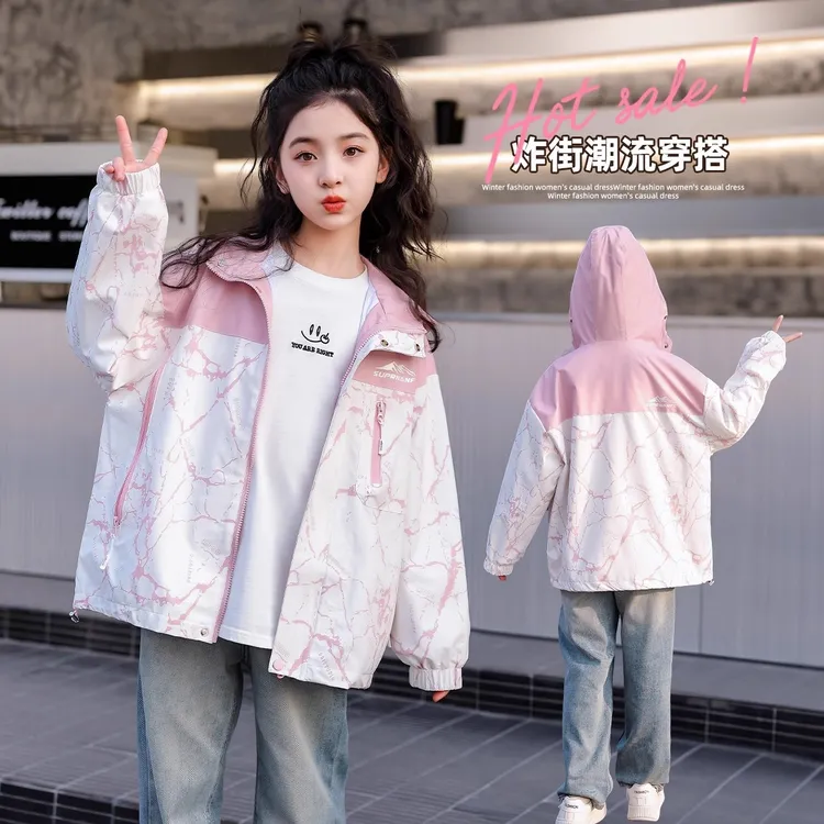 女童外套春秋款2025新款洋气上衣女孩秋季连帽冲锋衣儿童秋装风衣