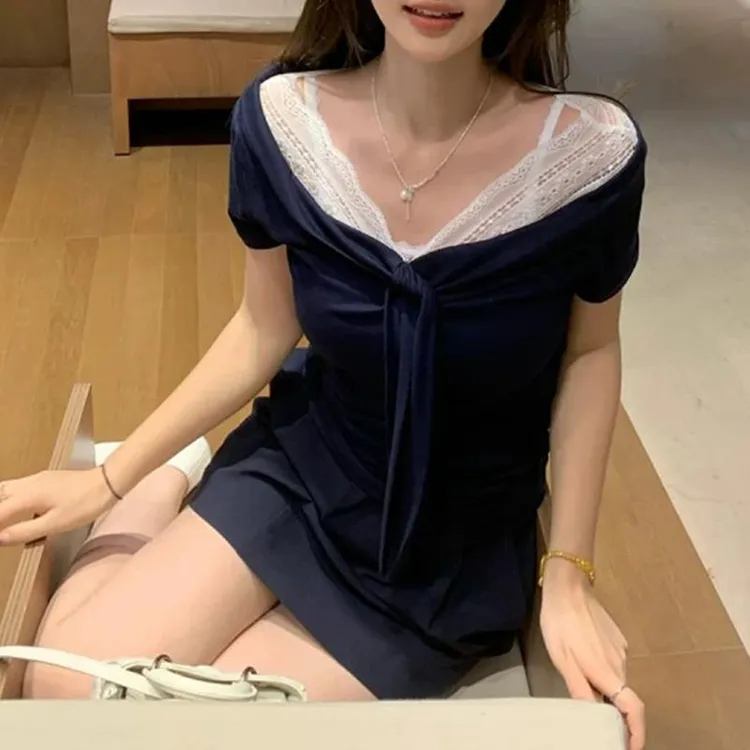 蓝白记忆~v领蕾丝拼接蝴蝶结绑带小众设计感显瘦正肩短袖T恤上衣