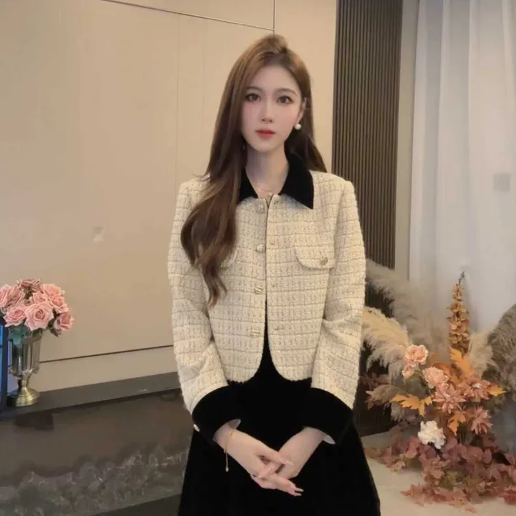 秋季新款短款秋冬直筒型百搭小香风外套减龄气质短外套轻奢