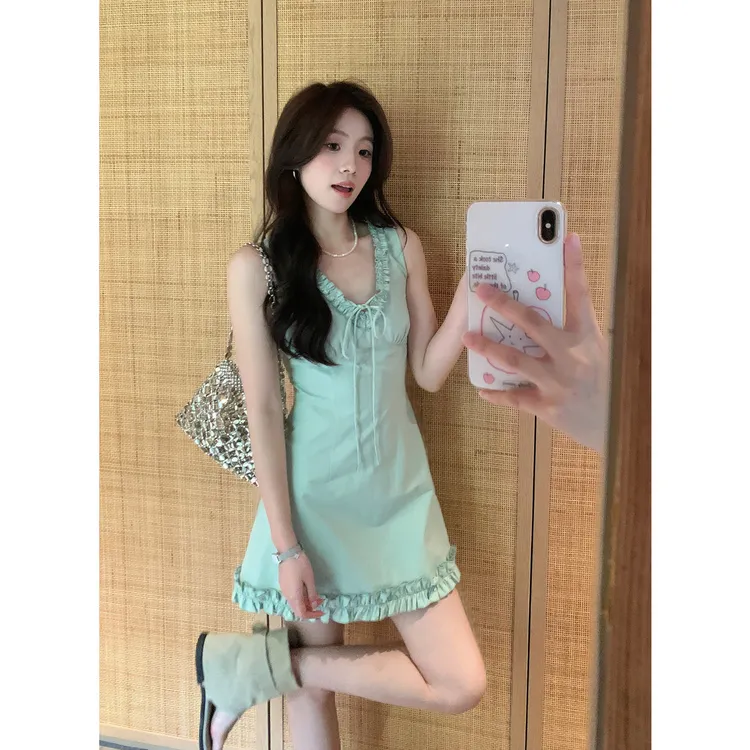 even系雯【小苍兰】韩一气质无袖连衣裙女夏季修身设计感小众裙子