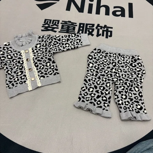 女宝豹纹两件套套装