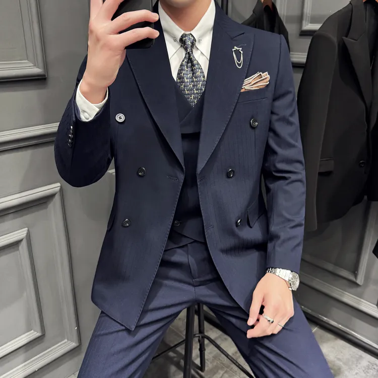高端暗条纹藏青色质感西装男韩版结婚新郎戗驳领双排扣西服三件套