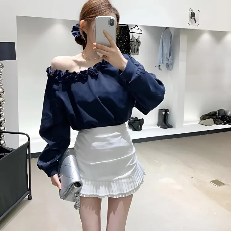2025春季新款立体花朵斜肩卫衣慵懒风露肩上衣+温柔初恋风百褶裙