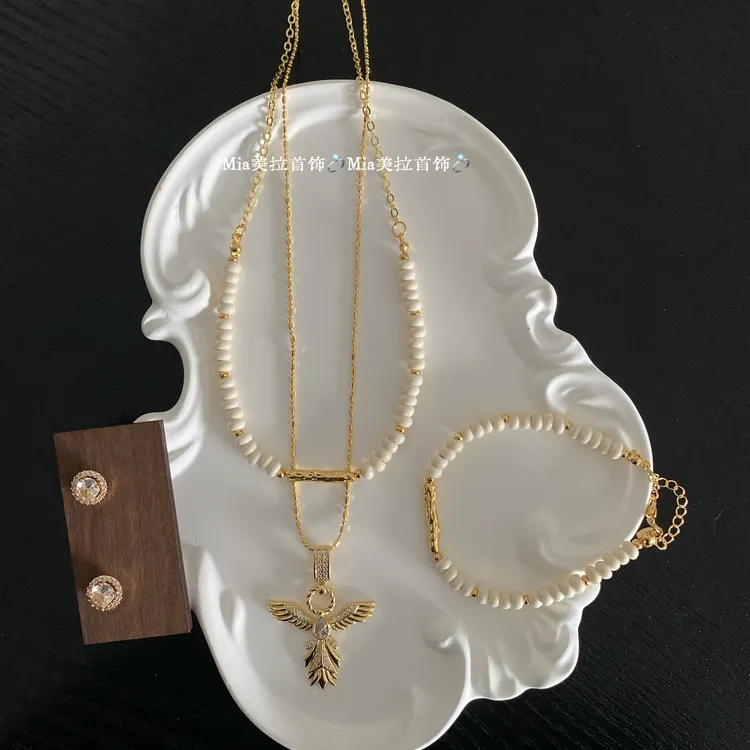 钛钢仿水晶项链 钛钢项链 美拉德风珍珠串珠手工轻奢气质锁骨链