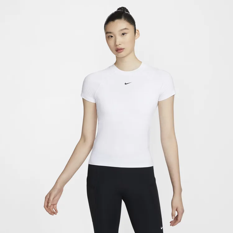 耐克Nike Pro Dri-FIT女子速干紧身短袖训练上衣FV7843-100