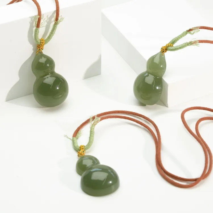 【小北严选】和田玉吊坠约22*35mm带绳【多样性发一件】-BH14X465