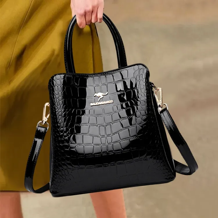 2025新款女包单肩斜挎包送给妈妈的礼物包包大气风水桶包手提包