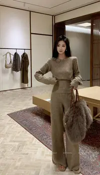 利达 NEW DADADA【杏花疏影】时尚百搭女款毛织套装CYM1728