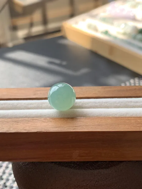 天然缅甸a货翡翠-冰冰晴底品质圆珠12.9mm