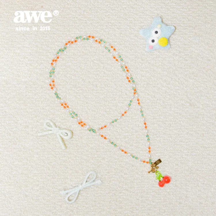 AWE 钛钢项链 小樱桃吊坠长款毛衣链珍串珠彩色水晶高级感配饰女
