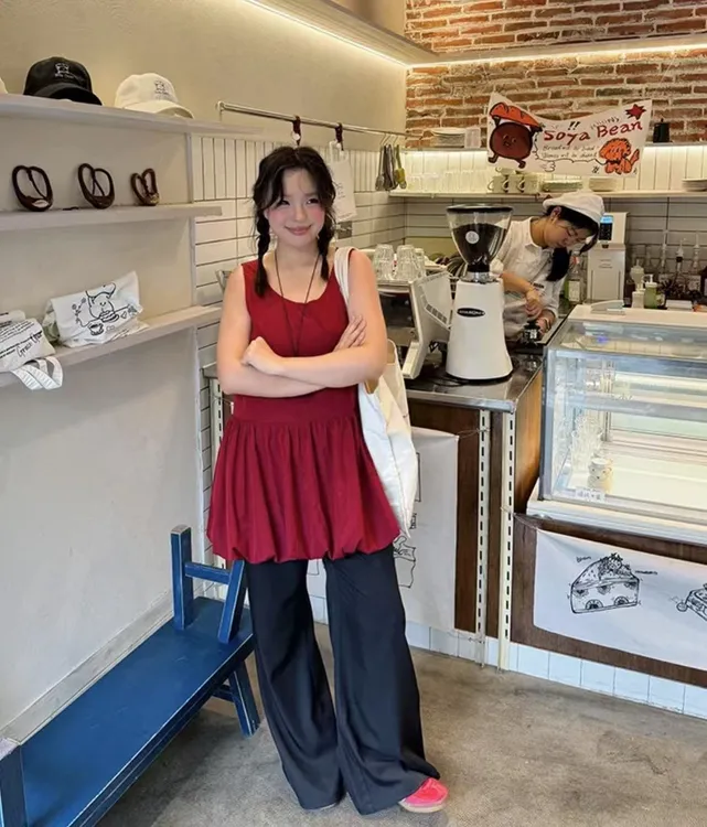 【月半华华】2025新款法式花苞背心蓬蓬收腰无袖小上衣7154