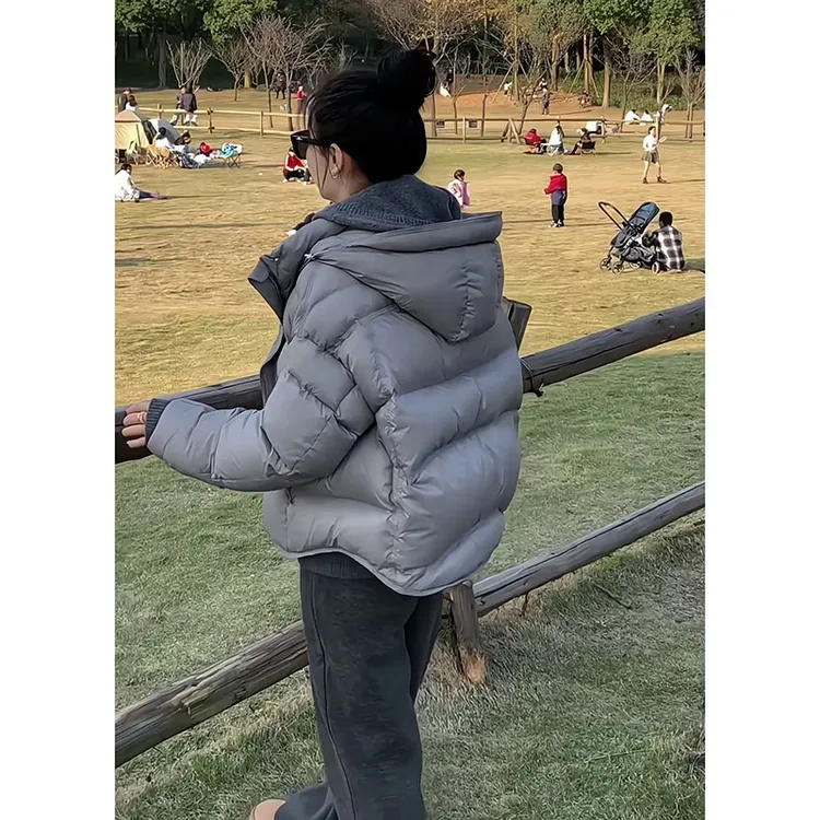 泡芙龟背灰色短款服女冬季小个子2025新款90白鸭绒连帽面包服