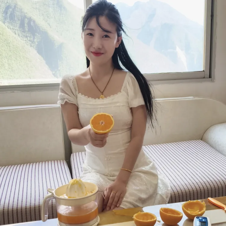 橙姊归来 秭归夏橙 新鲜水果橙子 不打腊 不催熟 不染色 送剥橙器