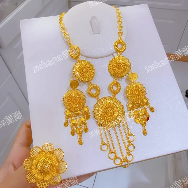 铜合金亚克力项链 金子同款三件套首饰特好看百搭高档altun同款