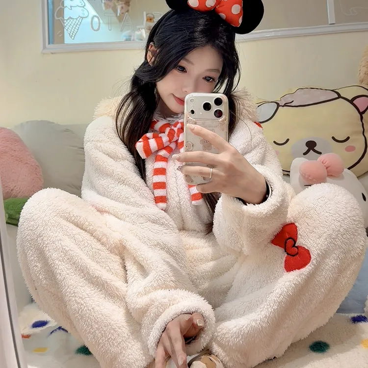 连体红蝴蝶结珊瑚绒睡衣女冬季长袖甜美加厚保暖法兰绒家居服套装