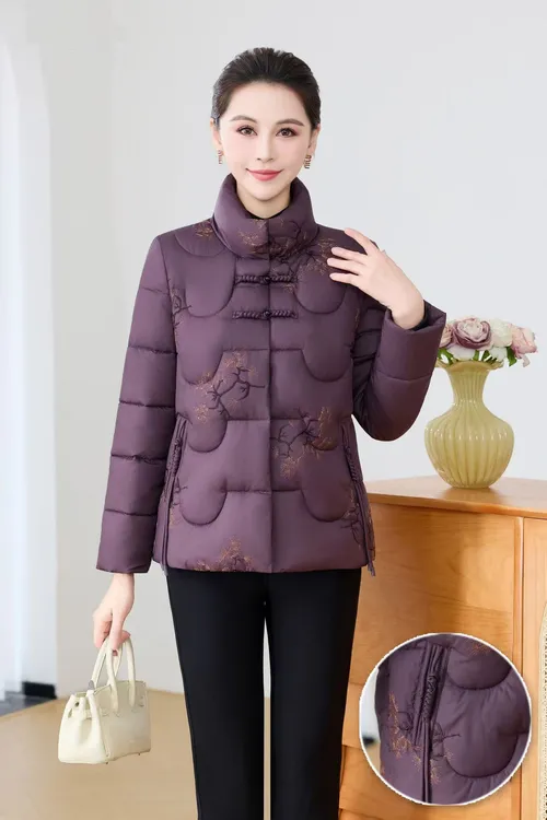 蓝卓梵央2025年冬装保暖女士棉衣外套刺绣款