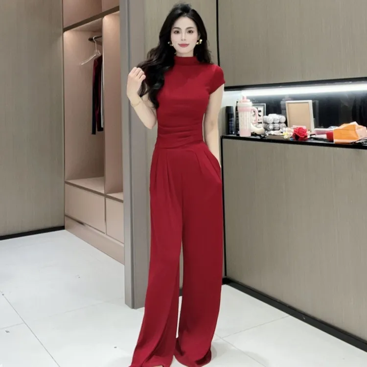 休闲风时尚套装经典百搭减龄t上衣直筒阔腿裤子两件套