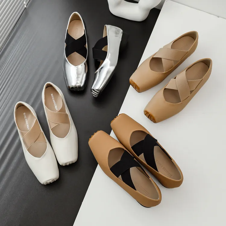 单鞋女芭蕾舞鞋真皮方头法式复古浅口平底绑带猪鼻子软底玛丽珍鞋